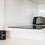 Manureva شقة *
